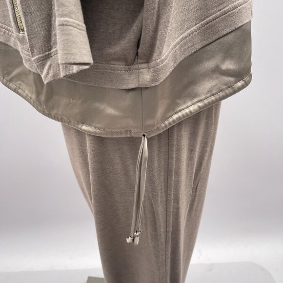 St. John 2 Piece Set Pants Jacket Size XL Brown Casual Athleisure Loungewear - Picture 7 of 16